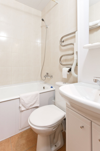 Bathroom 3, Apatrment House Tyumen, Tyumen'