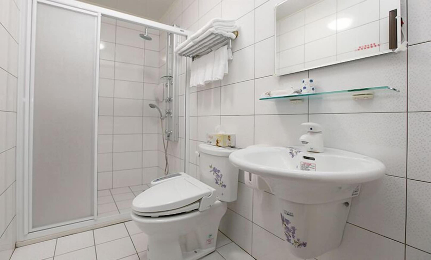 Bathroom 4, Heyi Homestay, Taitung
