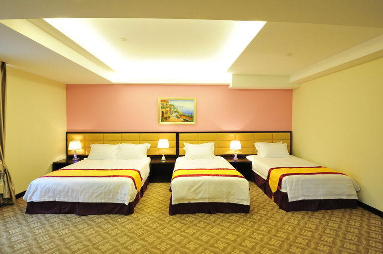 Bedroom 12