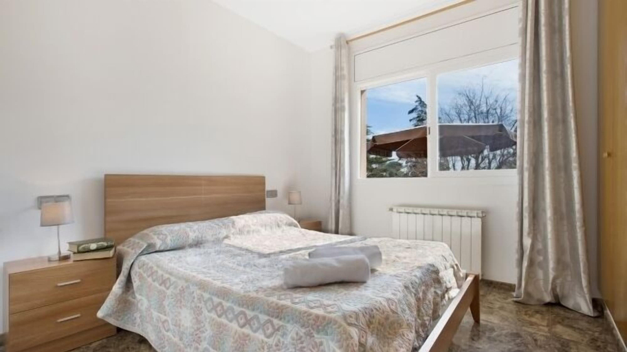 Bedroom 3, Villa Lina, Girona
