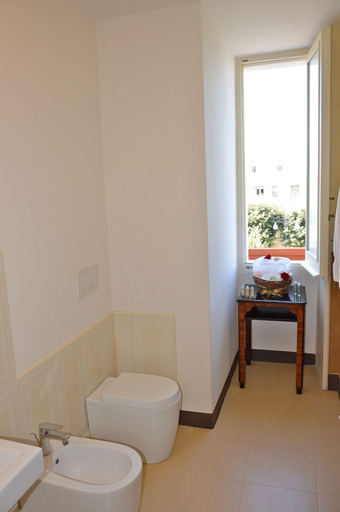 Bathroom 5, B&B Palazzo Vallebona, Lecce