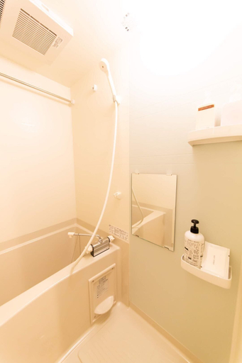 Bathroom 3, L-style Hanazonocho Apartment A, Osaka