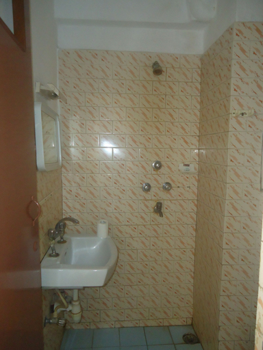 Bathroom 4, Hotel Discovery Inn, Bagmati