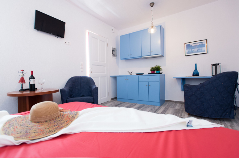Bedroom 4, Myconian brothers, South Aegean