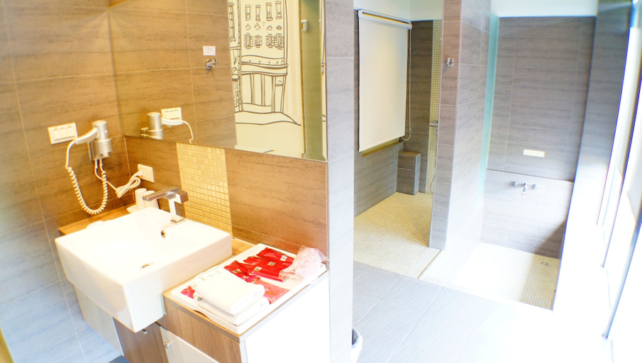 Bathroom 4, Lan Yang Resort Four Seasons, Yilan
