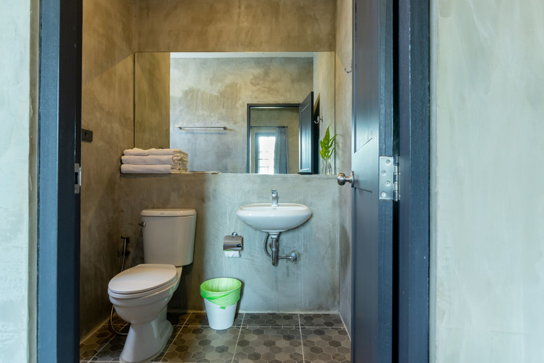 Bathroom 4, The Barn Hua Hin, Pran Buri