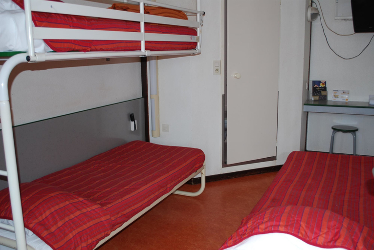 Bedroom 3, Premiere Classe Epinal, Vosges