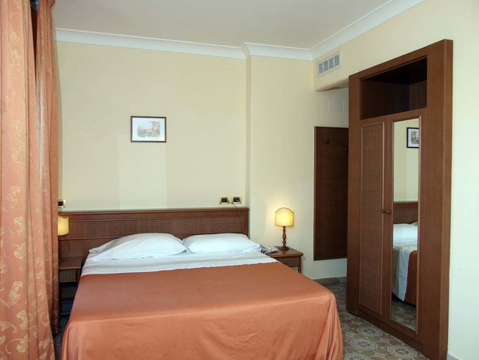 Bedroom 2, Hotel Villa Bianca, Messina