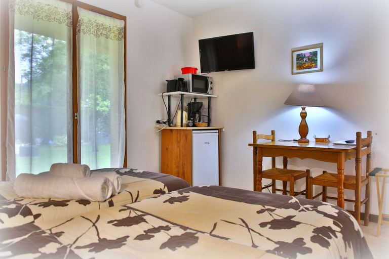 Bedroom 3, Beau Vallon - Gîte et Chambres d'Hôtes, Pyrénées-Orientales