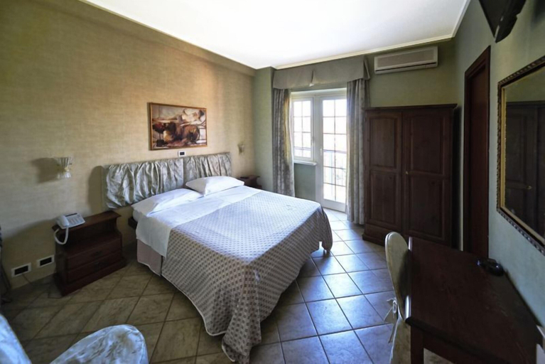 Bedroom 4, Hotel La Brocca, Rome