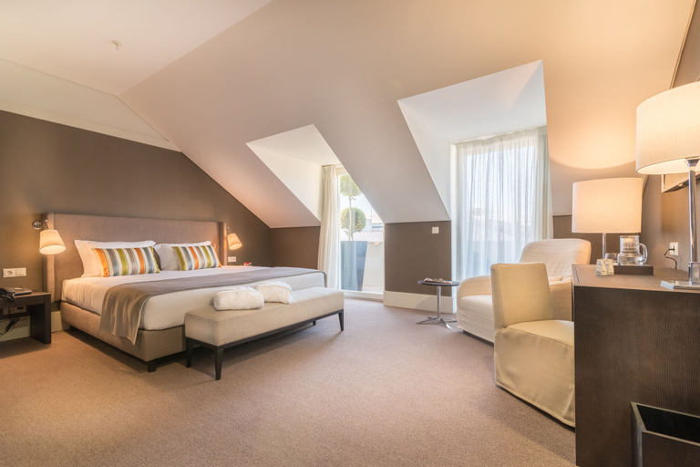 Bedroom 28
