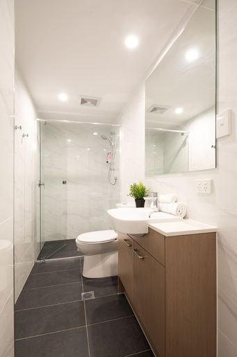 Bathroom 4, Ascot Budget Inn & Residences, Ascot