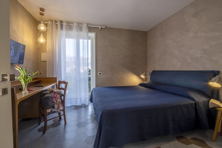 Bedroom 2, Il Roseto Resort, Napoli