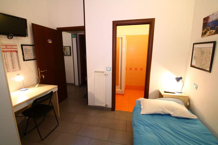 Bedroom 2, Trasteverooms La Bernardon, Rome