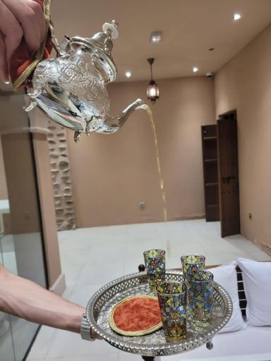 Food & Drinks 5, Al Rayaheen Retreat