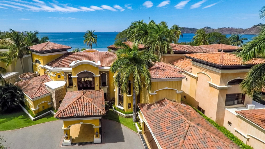 Exterior & Views 2, Elegant Mediterranean-Style Mansion with Beachfront Views and Private Infinity Pool, Santa Cruz