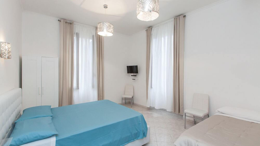 Bedroom 3, Apartop, Rome