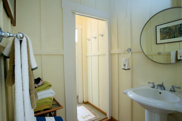 Bathroom 4, Historic Faye Properties, Kauai