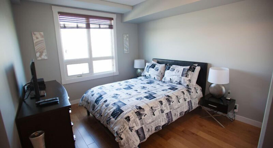 Bedroom 2, Corporate Suites Calgary, Division No. 6