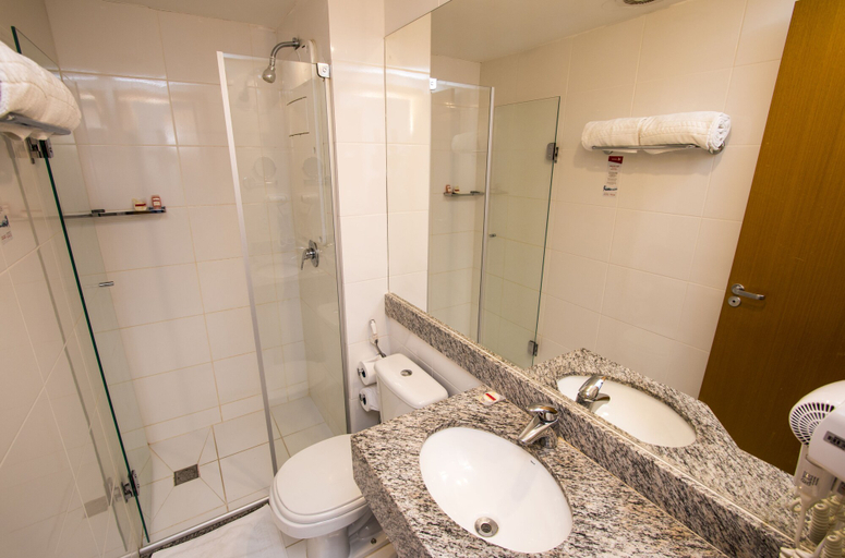 Bathroom 3, S4 Hotel, Brasília