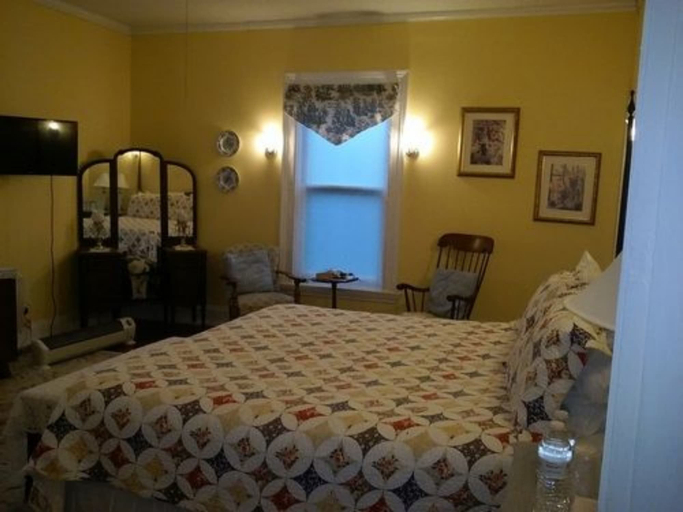 Bedroom 3, Six Acres Bed & Breakfast, Hamilton