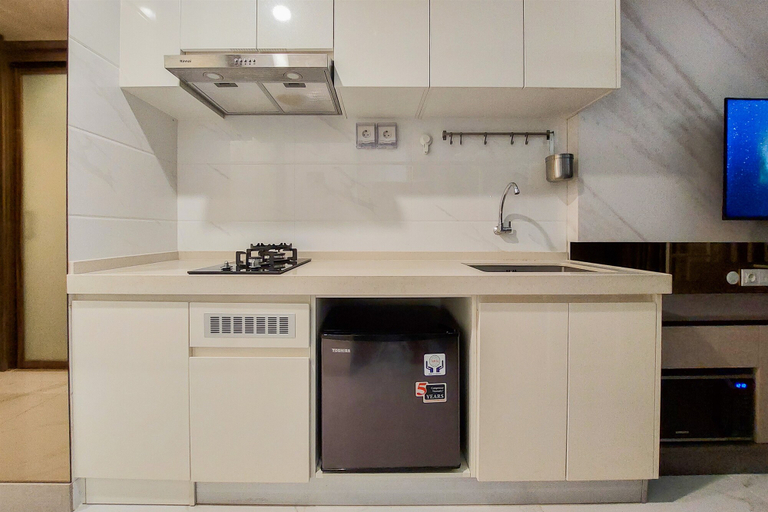 Others 5, Comfortable and Simply Studio Room at Sky House BSD Apartment By Travelio, Tangerang Selatan