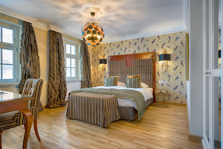 Bedroom 14