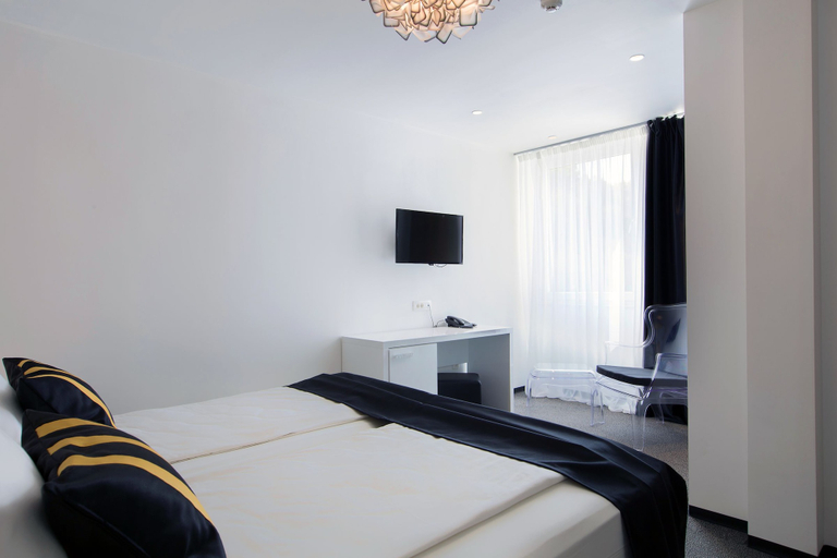 Bedroom 2, B Gold Luxury Rooms, Split