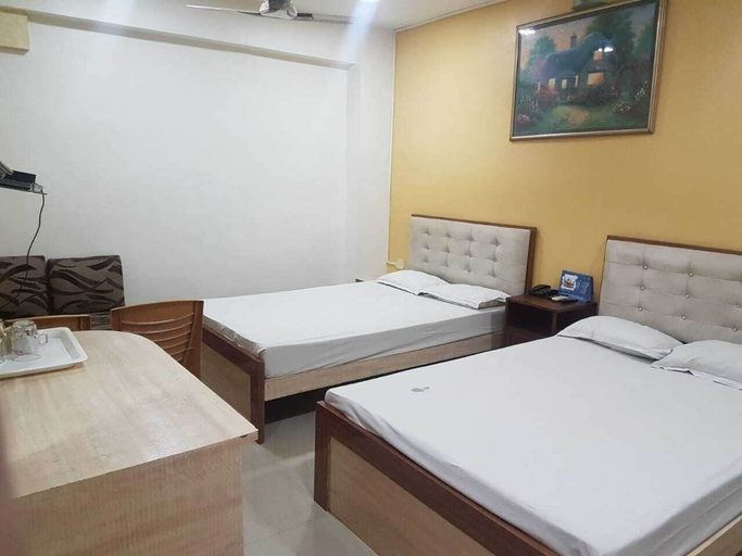 Bedroom 4, Jimmy Guest House, Kolkata
