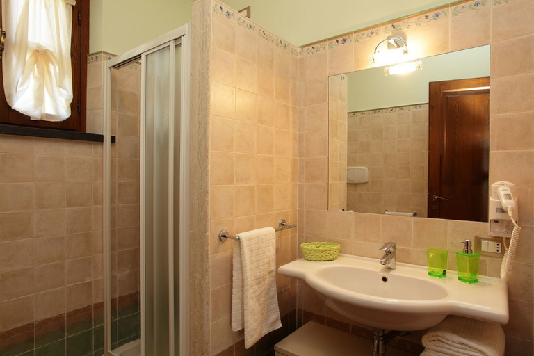Bathroom 3, Agriturismo La Regina, Pisa