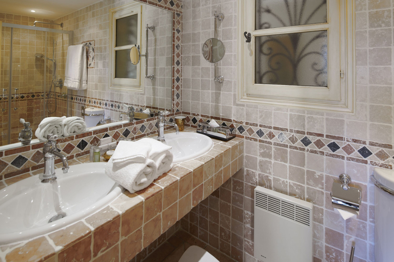 Bathroom 5, Hotel La Grande Bastide, Alpes-Maritimes