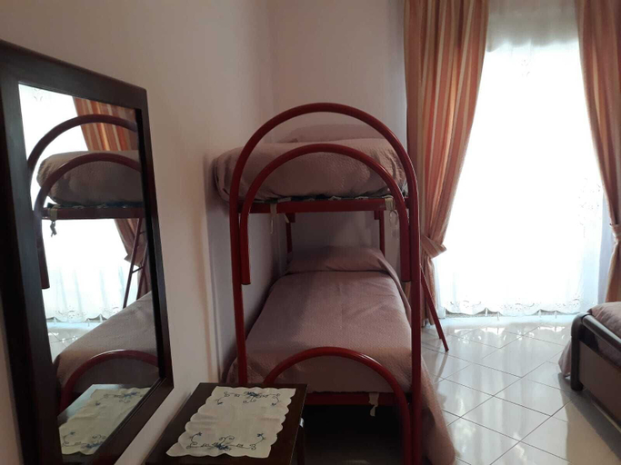 Bedroom 2, LOCAZIONE TUR. GAMBINO MARIANA NICOLETTA, Agrigento