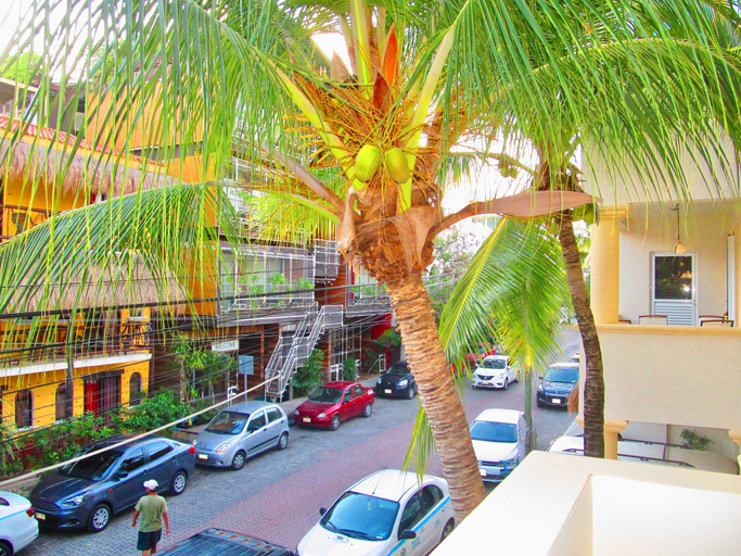 Exterior & Views 2, Arcoiris Family Condos by Playa Paradise, Cozumel