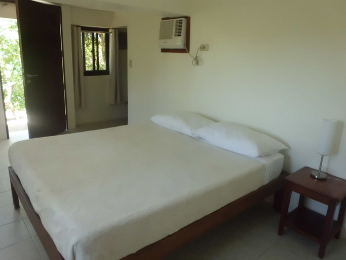 Bedroom 3, The Riverhouse, Coron