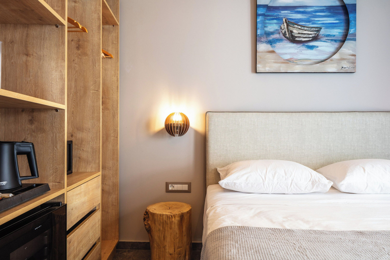 Bedroom 3, Skipper Beachfront Suites, Crete