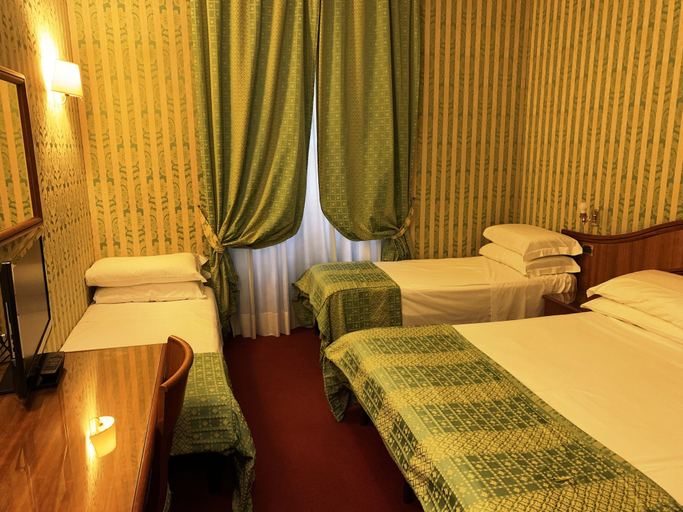 Bedroom 3, Hotel HI15, Rome