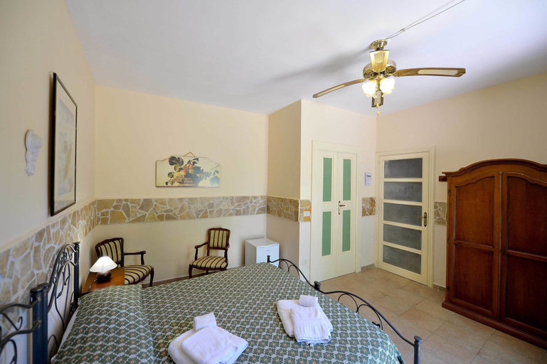 Bedroom 3, Agriturismo Santa Chiara, Lecce