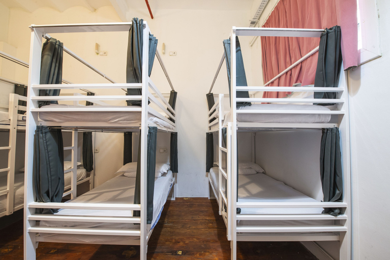 Bedroom 4, Safestay Barcelona Gothic, Barcelona