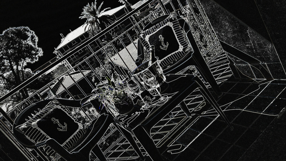 Others 5, Hotel Milano, Lucca