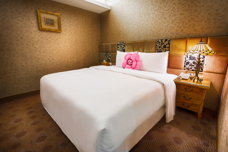 Bedroom 3, Cai She Hotel, Taipei City