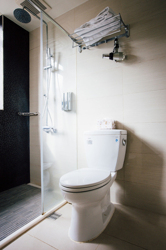 Bathroom 2, Chingjing Inn, Taipei City