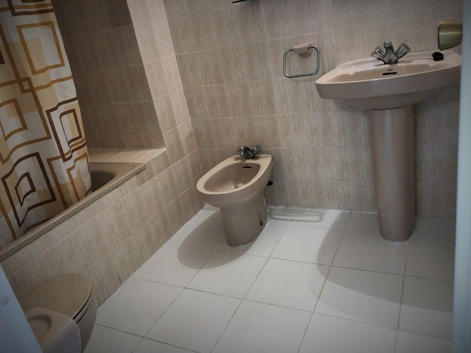 Bathroom 4, Apartamento con vistas al mar y piscina en Playa de Aro, Girona