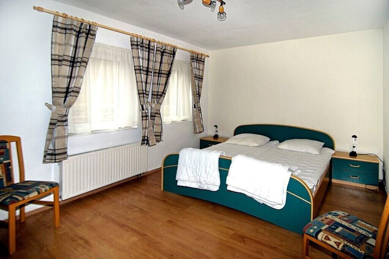 Bedroom 2, Ferienpark am Hellsee, Barnim