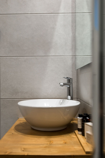 Bathroom 3, UPSTREET Urban Chic 1BD Apartment- Hilton area, Attica
