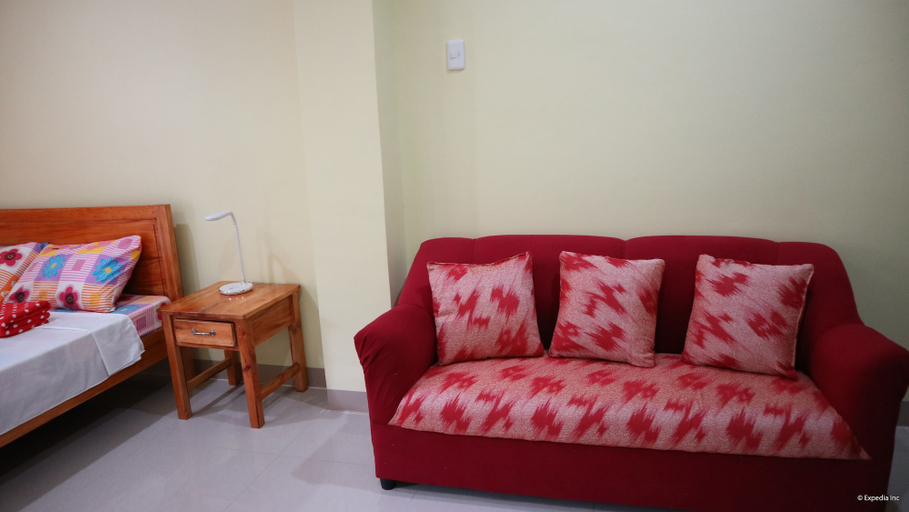 Others 4, La Fela Pension House, Oslob