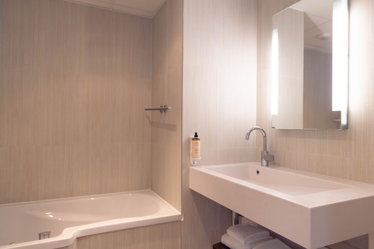 Bathroom 5, Mercure Paris Ivry Quai de Seine Hotel, Val-de-Marne