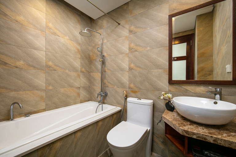 Bathroom 5, Midori Boutique Hotel, Hai Bà Trưng