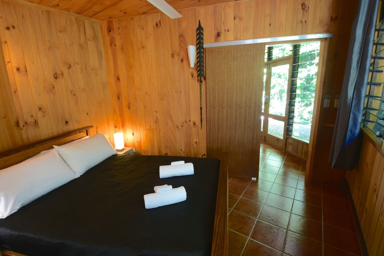 Bedroom 2, Daintree Cascades, Douglas