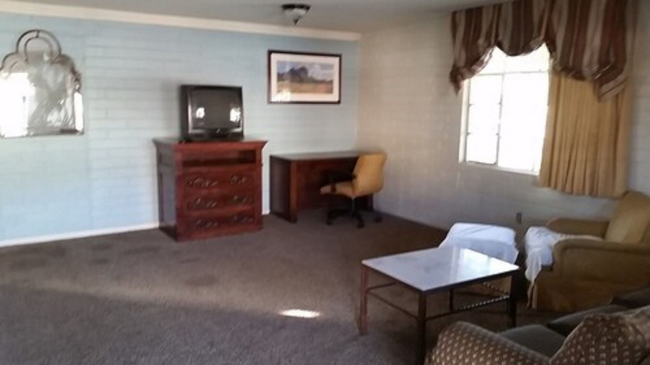 Others 5, Riviera Motor Lodge, Pima