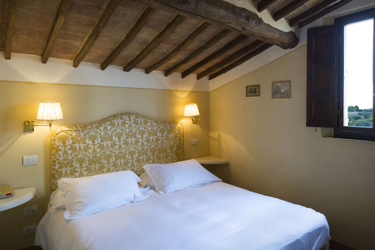 Bedroom 2, Palazzo Ravizza, Siena
